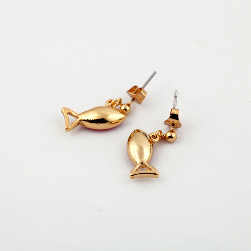 Simple Fashion Color Fish Inlaid Crystal Earrings Wholesale Nihaojewelry display picture 2