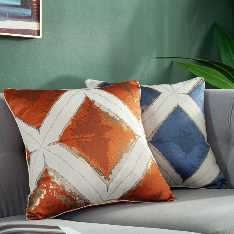 17681831872_1825712053