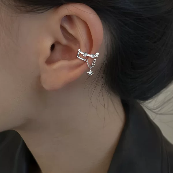 Star mans double ear clip without ear hole stacked wearing big face slimming autumn new chain eight mans star zircon ear clip tide