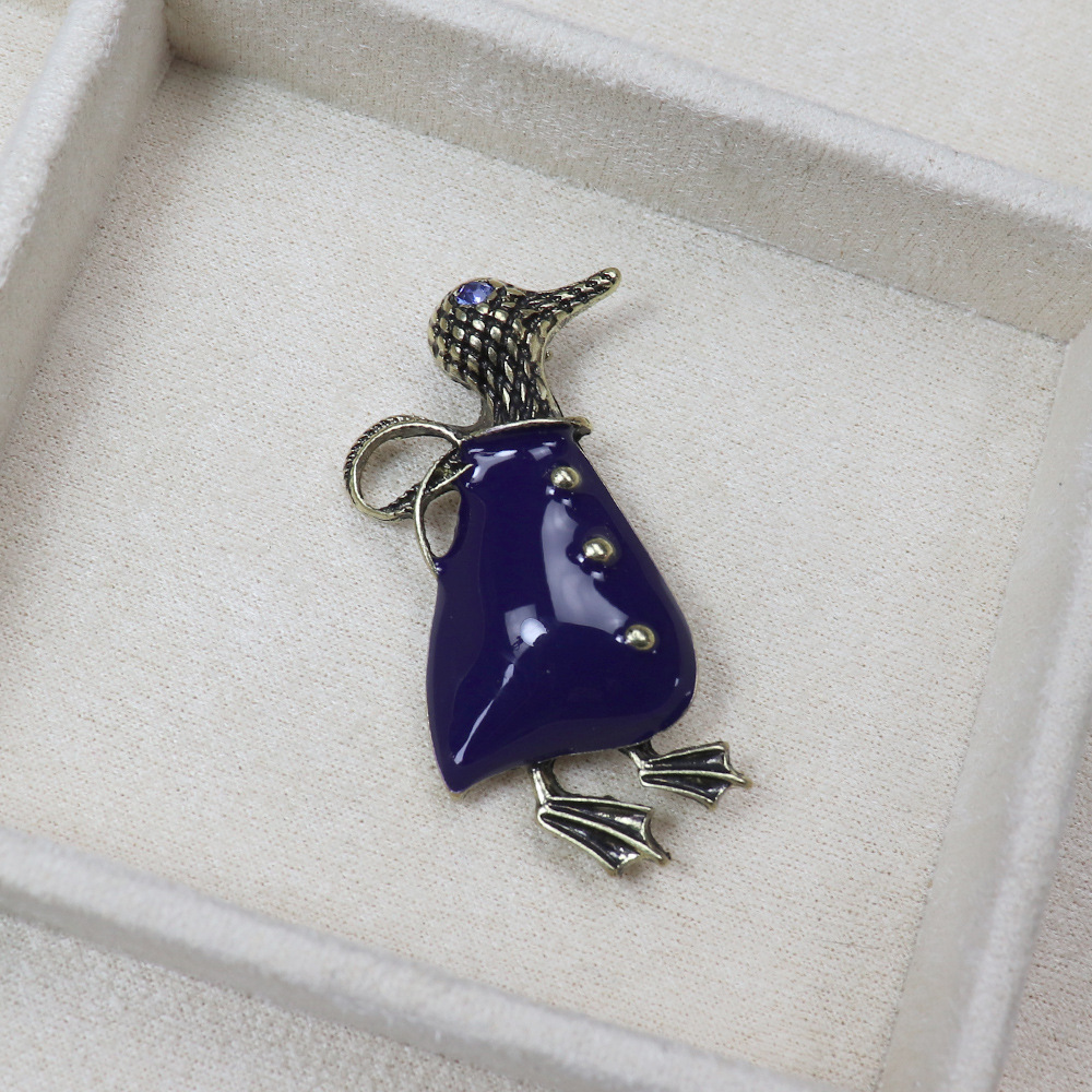 Second-Hand Vintage Niche Enamel Little Penguin Brooch