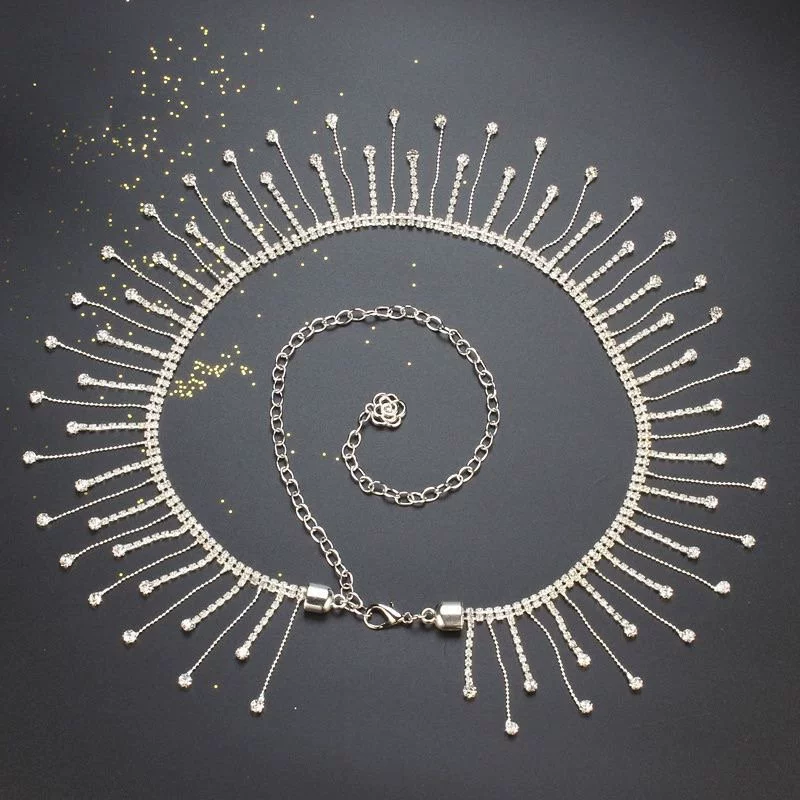 Fashionable belt with tassels, chain, brand decorations, sexy suitable with a skirt
