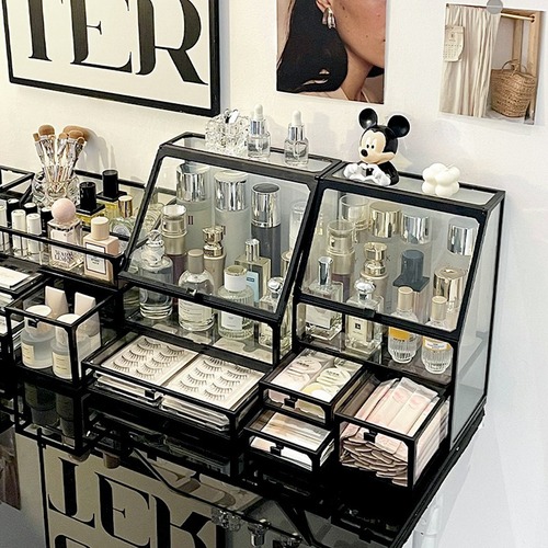 Glass cosmetics storage box desktop dustproof transparent high-end dressing table skin care products lipstick brush storage rack