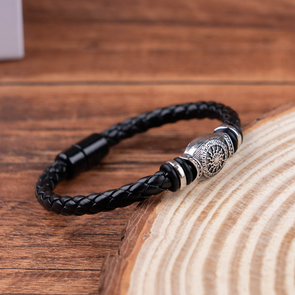 1 Piece Quantity Daily Occasion Casual Totem PU Alloy Men's Wristband Men Cord & Leather Bracelets