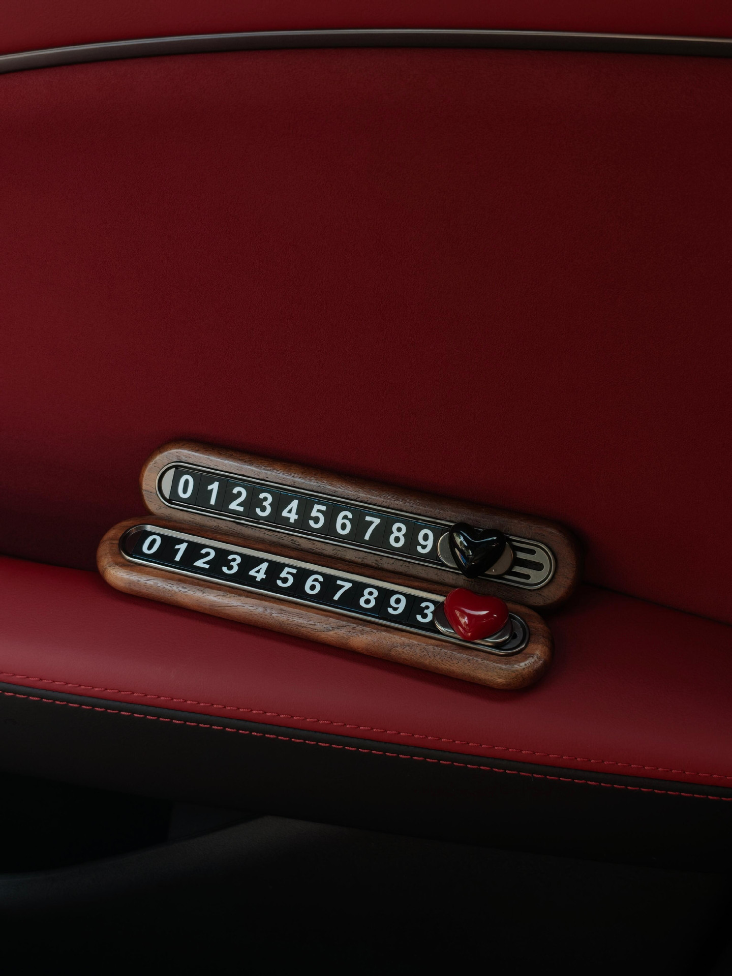 Car interior accessory: walnut wood heart-shaped temporary parking license plate, hidden type, high-quality feel
