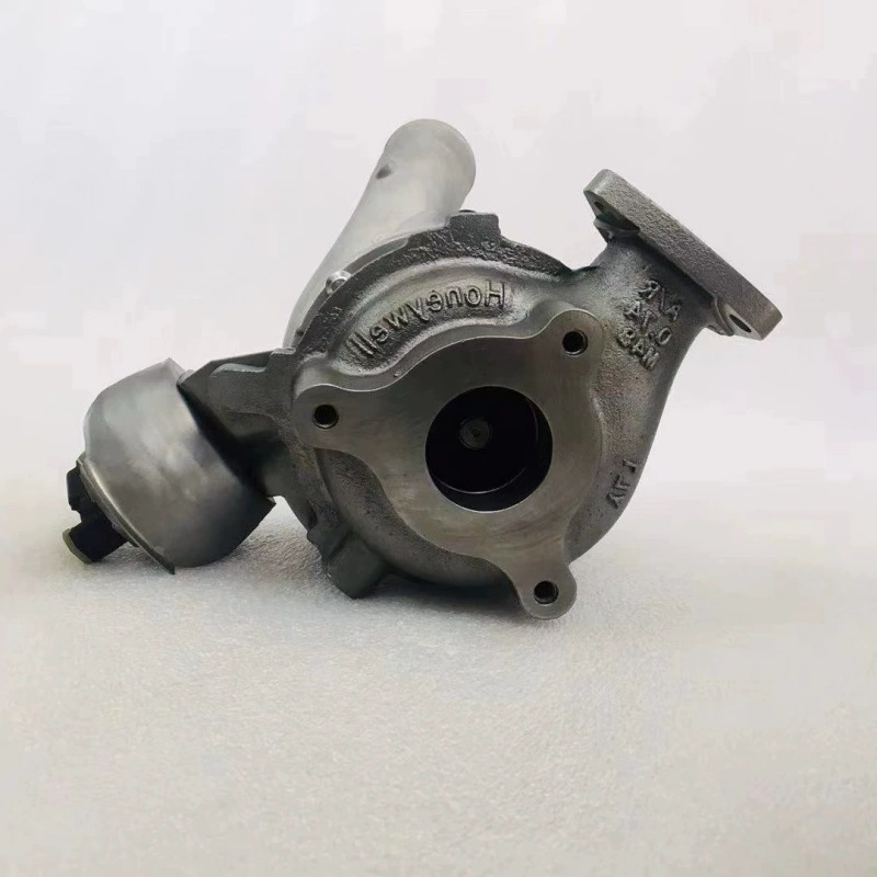 Iveco 2.5T National Five Euro Five 802250-5004GTB17V турбокомпрессор в сборе тубан