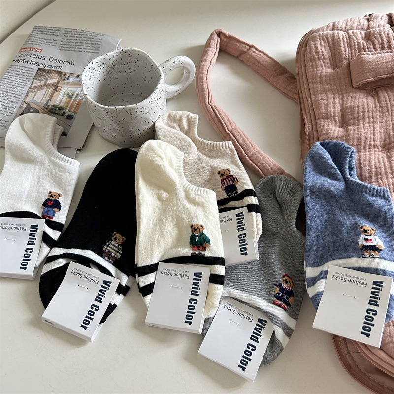 Korea imported vivo colo spring autumn winter ladies bear cotton socks boat socks V-WS-003
