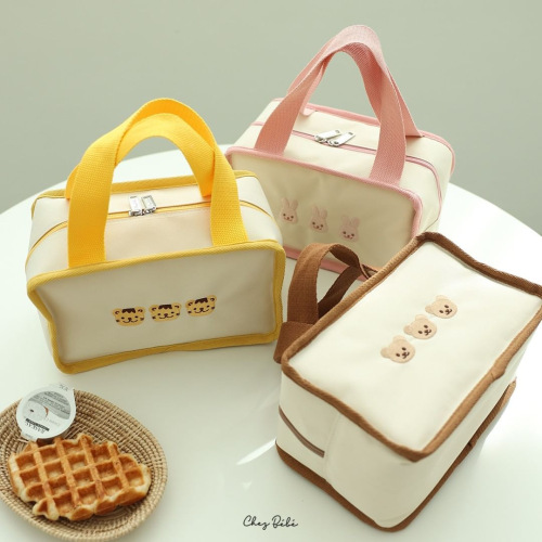 Insulated refrigerated lunch bag ins embroidered bear rabbit mommy bag mother and baby bag picnic and work insulation bag