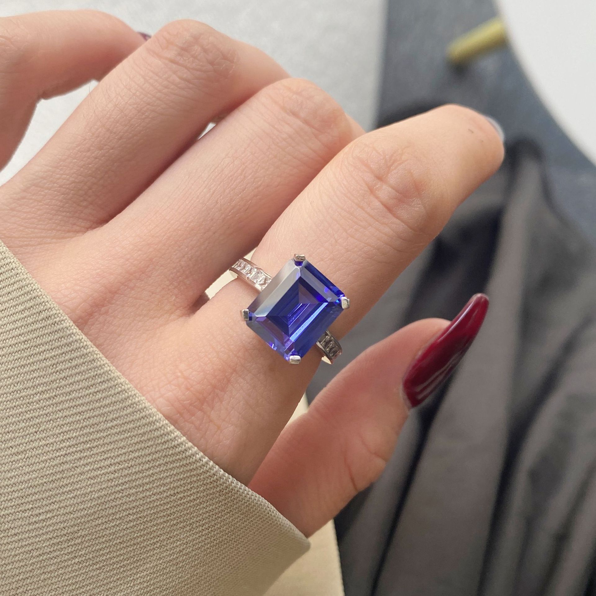 Sterling Silver Simple Style Classic Style Inlay Solid Color Zircon Rings display picture 4