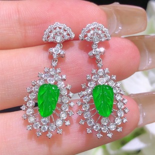 Natural Jade Earrings 18K Gold Inlaid with Yang Green Leaves Moisturizing Color Full Jade Earrings