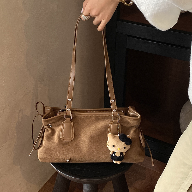 Foreign trade European and American niche frosted underarm bag for women, early autumn large-capacity casual commuter Maillard shoulder tote bag