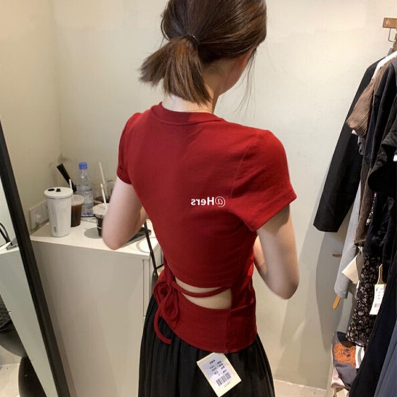 Designed with a Sense of Sophistication, This Waist-Revealing Tie-Up Short-Sleeve T-Shirt for Women Is a Chic Summer Top with a Slim Fit and a Sweet, Spicy Style, Featuring a Round Neck
