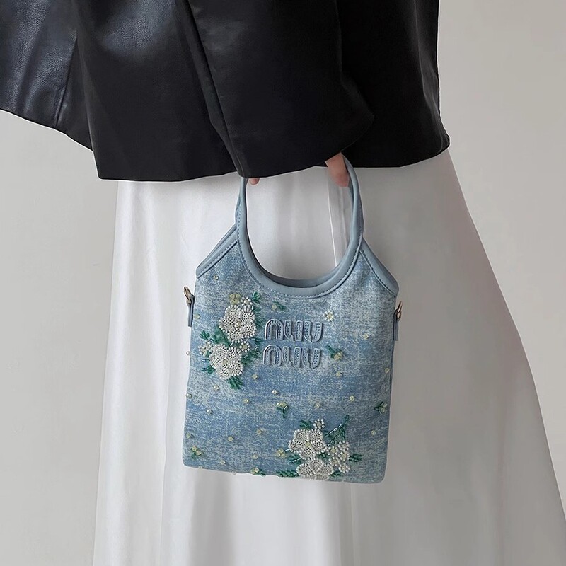 Internet Celebrant Embroidered Denim Tote Bag Women's 2025 New Arrival Handbag Fashionable High-end Shoulder Crossbody Bag