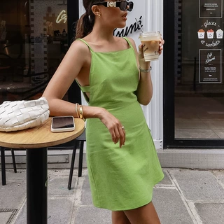 2025夏季欧美风方领吊带连衣裙设计感时尚气质个性简约通勤女跨境