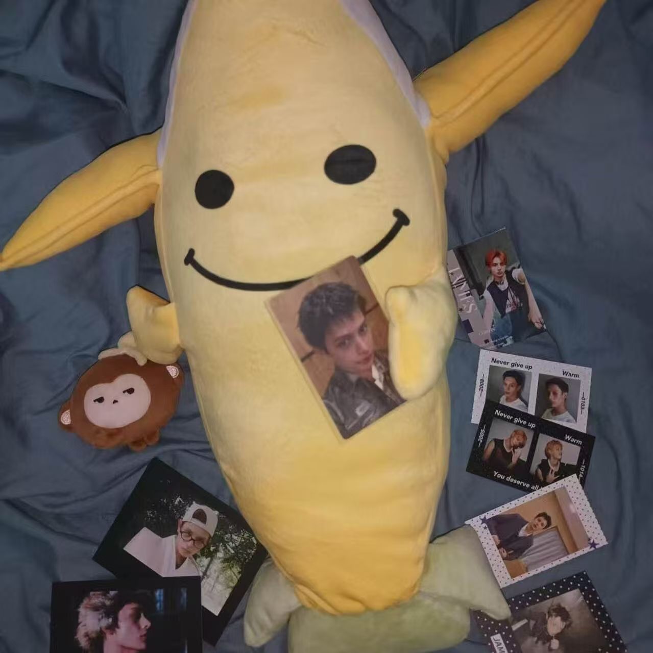 Internet celebrity Zhao Yufan's popular banana pillow, James merchandise, cute plush toy, large-sized doll gift