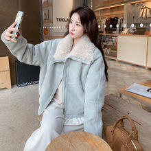 蓝色大翻领工装短款仿皮毛一体羊羔毛外套女冬加绒加厚派克服棉服