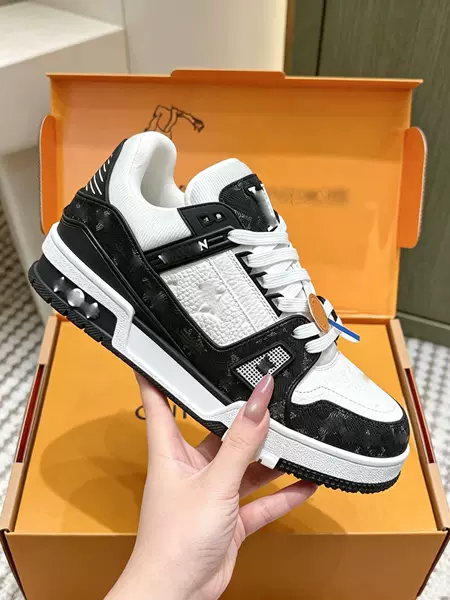 Trainer series high-end genuine leather white sneakers, low-top, thick-soled, couple's style, versatile for commuting and sports