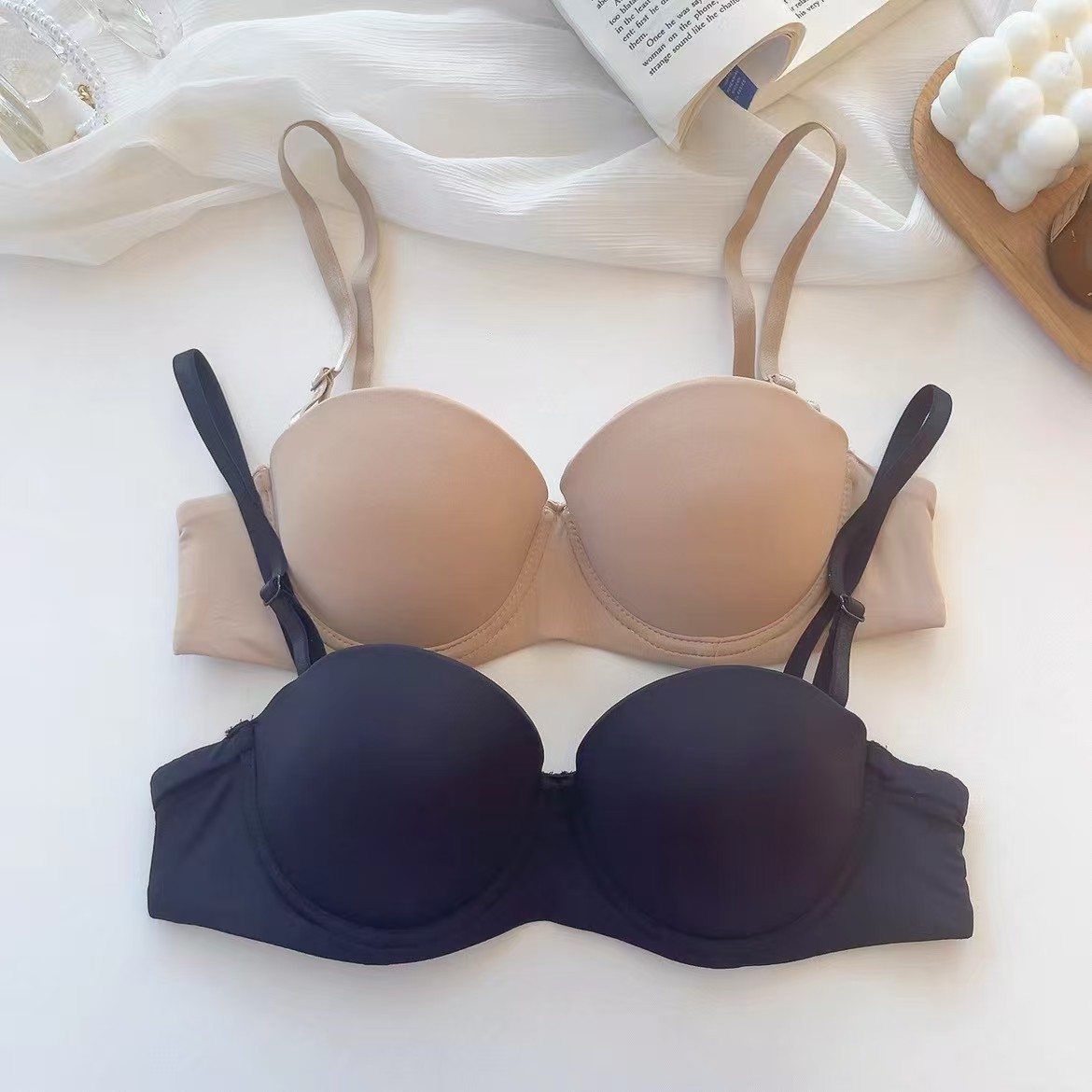 작은 여성을 위한 프렌치 심플 원피스 무봉제 와이어 프리 브라, 두꺼운 컵 작은 가슴 푸쉬업 속옷 세트