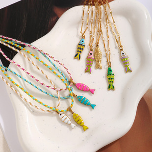 �r�ж�Ͱ���ɫ��С�~Ůʿ�朕r���OӋ�����\�������ٴ���Ů