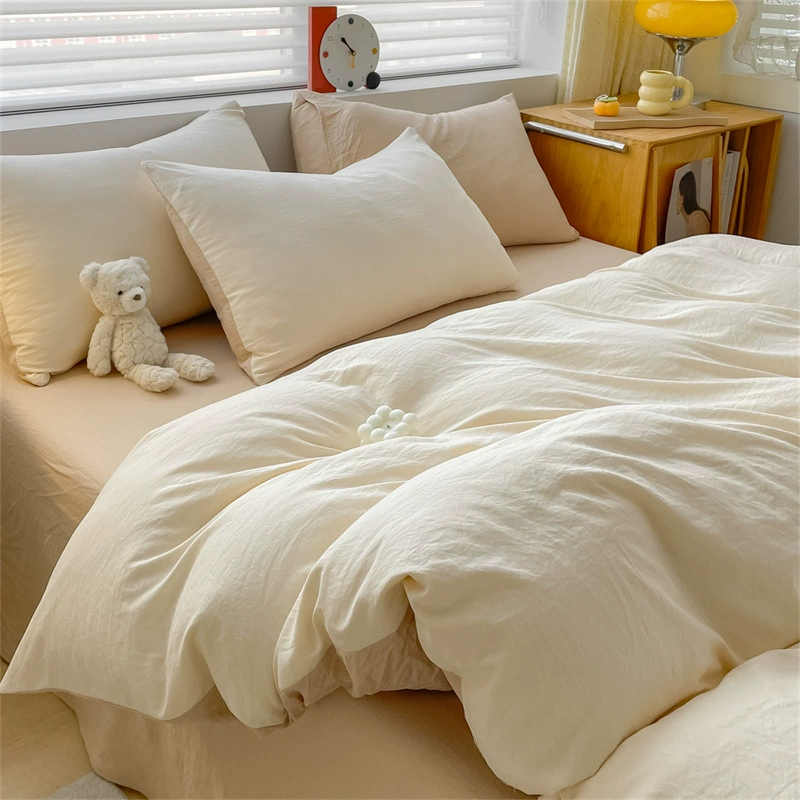 Постельный комплект — Spring bed linen, 3‑ или 4‑компонентный, ткань с мягкой кожей, различные размеры