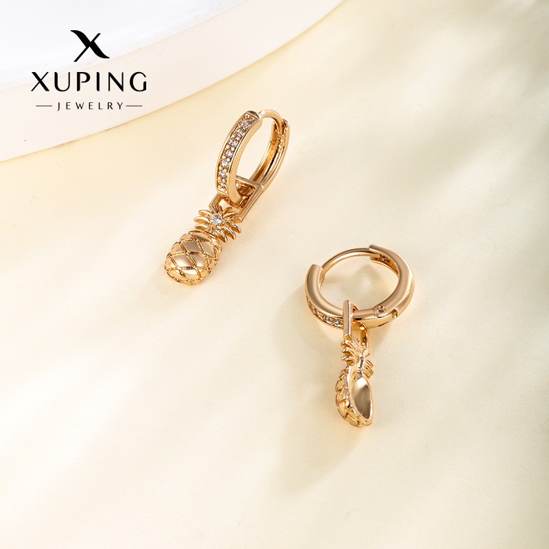 Xuping joyería piña estilo pendientes dorados juguetones lindos pendientes lujosos de alto nivel blanqueamiento interesante pendientes de fruta