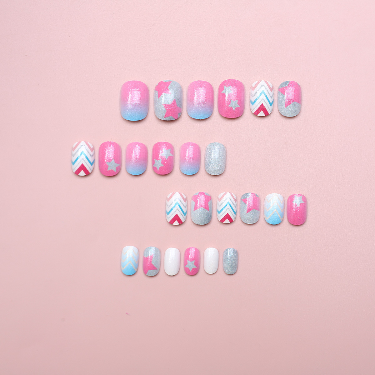 Juego de 24 piezas de uñas postizas para niños con diseño de dibujos animados, desmontables con adhesivo y exquisito diseño.