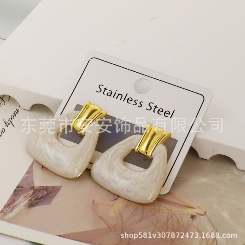 跨境轻奢高级感不锈钢方形白色滴釉爱心耳环女小巧精致时尚耳钉|undefined