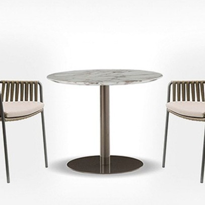 Mesas y sillas al aire libre Patio Terraza Restaurante Ratán Impermeable Bar exterior Mesas y sillas Terraza Balcón Jardín de ocio Silla de mimbre