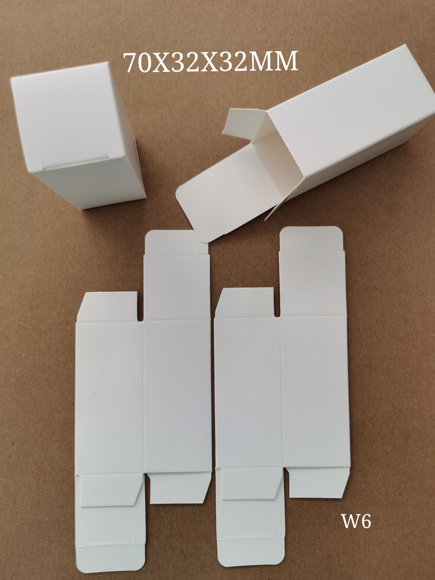 现货32700/32650电池出口包装盒圆形电池盒移动电源电池盒电池盒