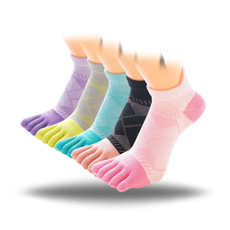 Spring and Summer reinforced women's plus size sports five-finger socks solid color cotton sweat-absorbent toe socks