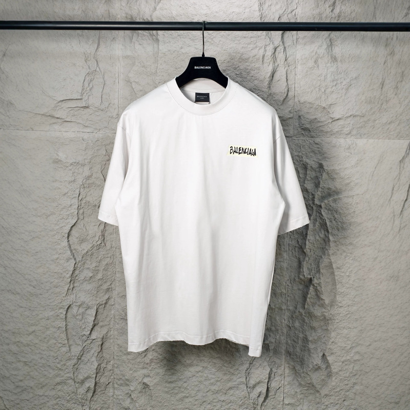 2026 Spring/Summer Paris New B@Alenciaga Short-Sleeved T-Shirt, Loose Fit, Drop Shoulder, Unisex Style 2026 Spring/Summer Paris New B@Alenciaga Short-Sleeved T-Shirt, Loose Fit, Drop Shoulder, Unisex Style