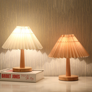 vintagę���n��ins�͹Ű���̨����Ů�ı��W�L��ľ���^�b�̨��
