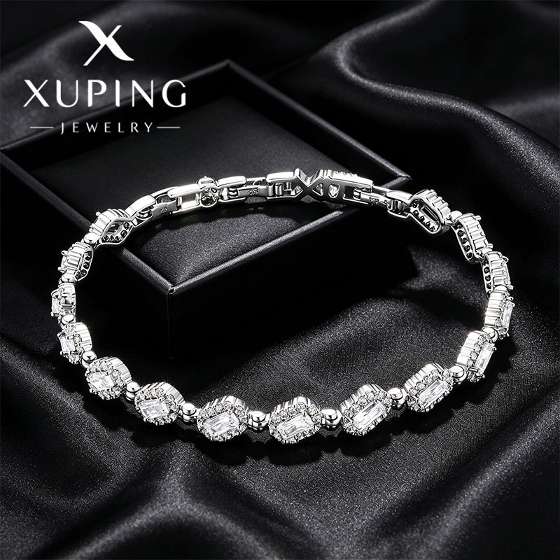 Pulsera Cuadrada de Gemas Artificiales de Aleación de Cobre para Mujer