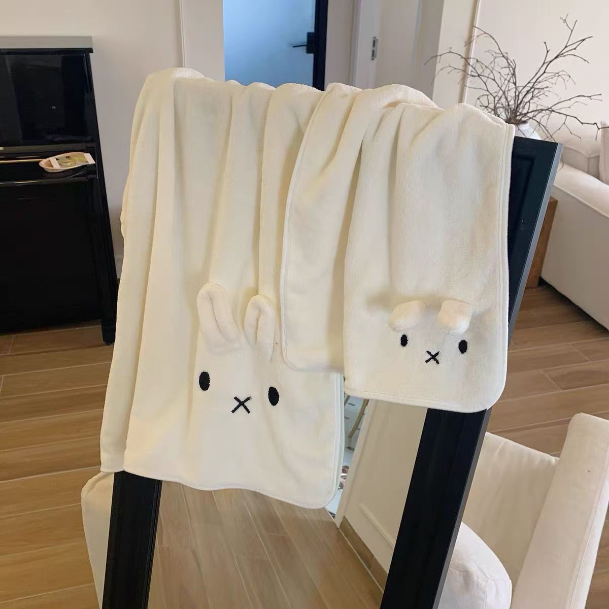 Miffy conejo toalla de baño de coral, toalla de baño de lana, toalla de baño de absorción de agua, toalla de baño de cabello dulce, toalla de baño de la cara doméstica