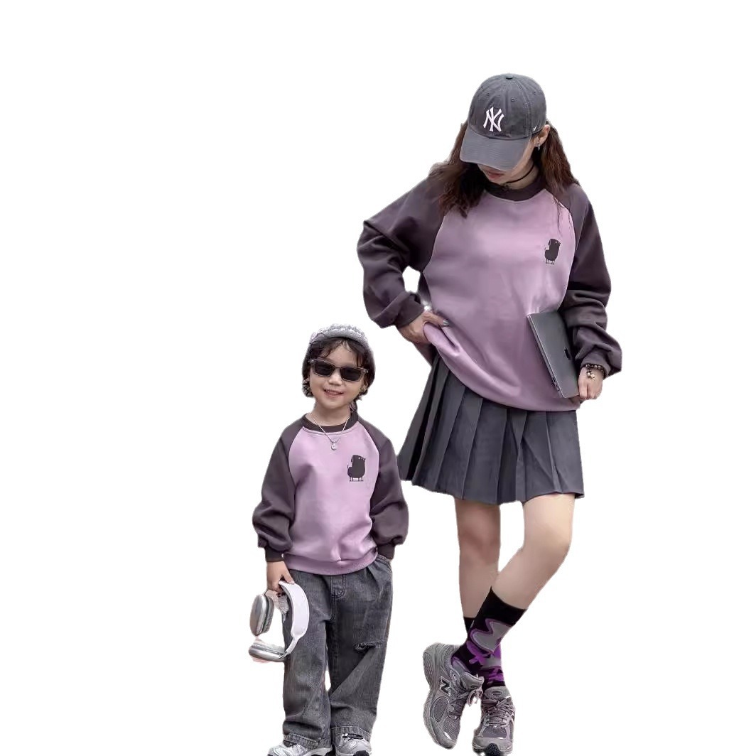 Otoño estilo universitario japonés y coreano detrás de dibujos animados estampado de graffiti cuello redondo ropa para padres e hijos para niños QZ303 lindo