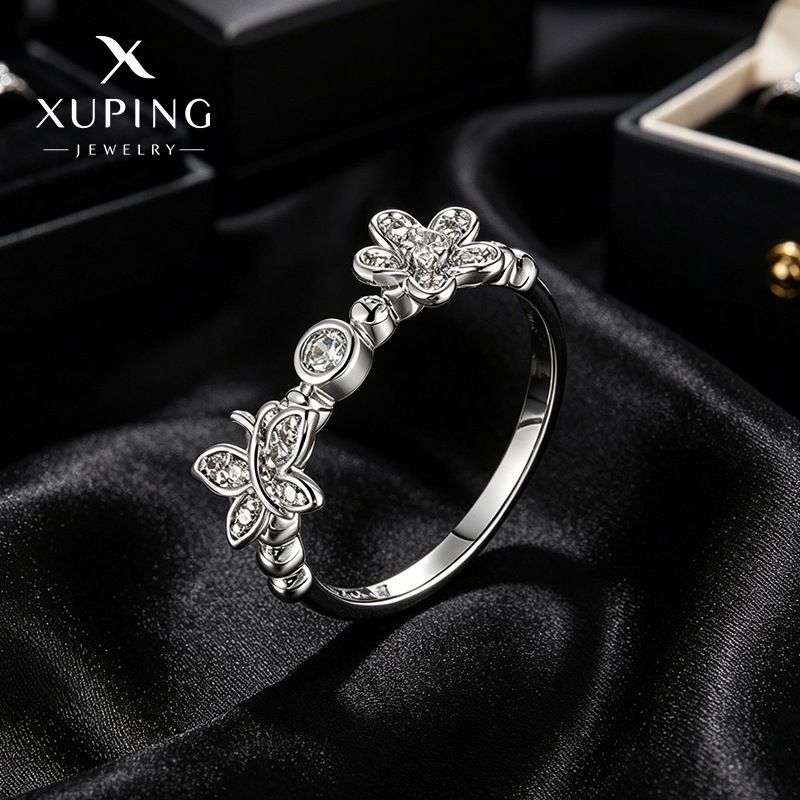 Xuping gemas artificiales simple y lujoso temperamento ligero anillo de mariposa elegante estilo de moda anillo exquisito al por mayor mujeres