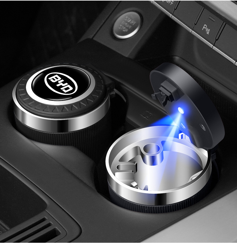 Car ashtray creative multi-functional automatic men's car artifact with lid personalized car interior supplies
