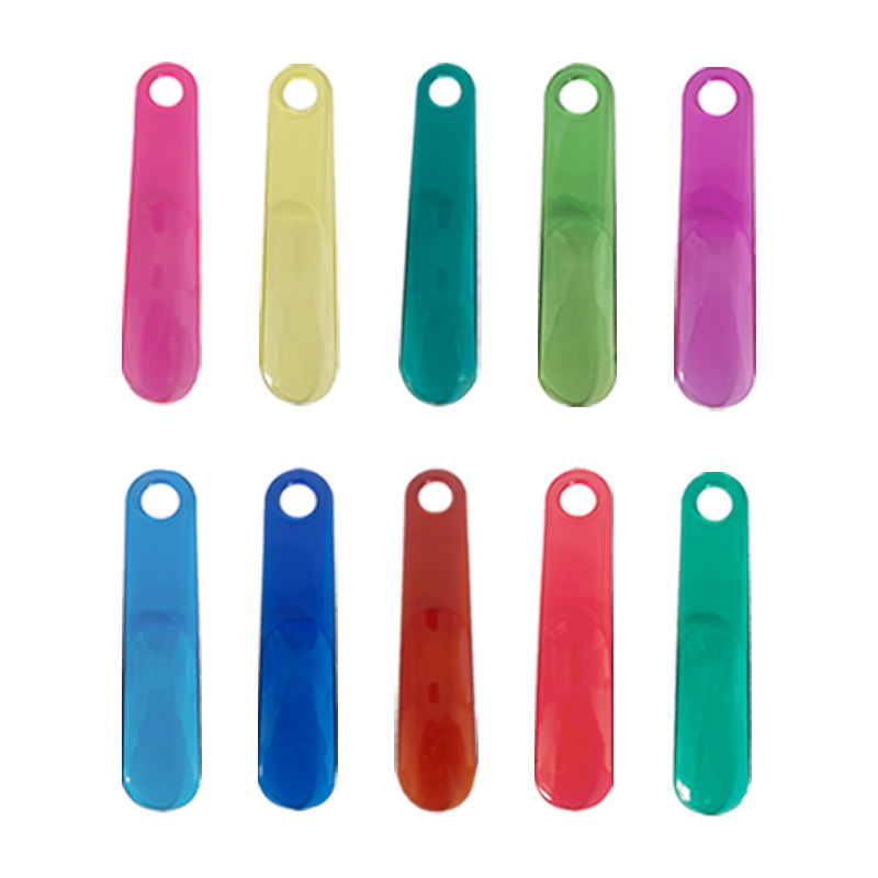 Directo de fábrica tirador de zapatos pequeño tirador de zapatos Extractor de zapatos de plástico PS tirador de zapatos Extractor de zapatos portátil Extractor de zapatos de color caramelo