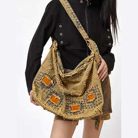 风复古牛仔包大容量托特包女废土风复古牛仔包美式潮流斜挎包铆钉