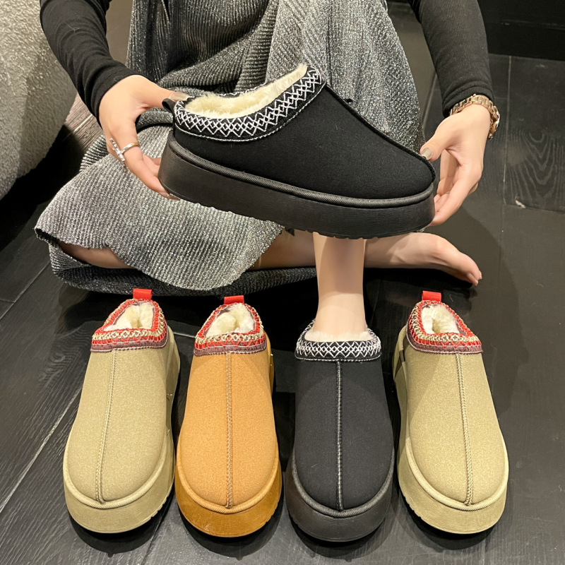 2026 women's snow boots, foreign trade style, fleece-lined, plus-size, leather and fur, warm, thick-soled slippers, platform sole, backless, cotton shoes, cotton boots 2026 women's snow boots, foreign trade style, fleece-lined, plus-size, leather and fur, warm, thick-soled slippers, platform sole, backless, cotton shoes, cotton boots