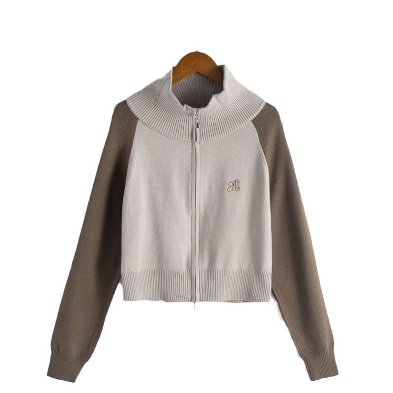 Retro design short knitted long-sleeve with zipper