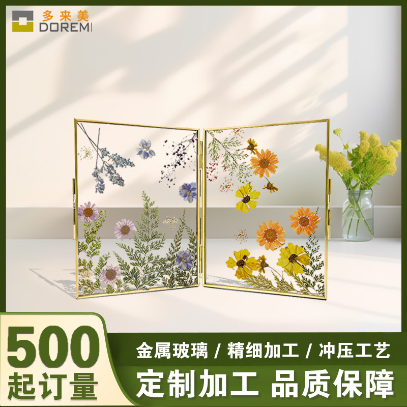 Customized Minimalist Style Brass Folding Double Glass Photo Frame Plant DIY Specimen Holder Desktop Decoration Ornament Picture Frame Customized Minimalist Style Brass Folding Double Glass Photo Frame Plant DIY Specimen Holder Desktop Decoration Ornament Picture Frame