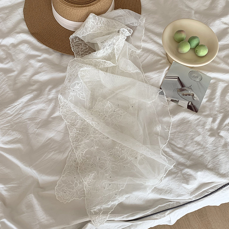 Bufandas de seda de alta calidad primavera y verano encaje clavos perlas bufandas de seda gancho flores bordadas bufandas de diseño