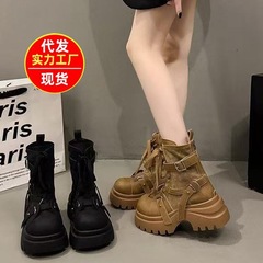 美拉德马丁靴女2025年新款英伦机车高帮复古洋气厚底瘦瘦中筒靴