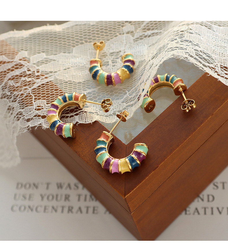 Retro Simple Fashion C- Shaped Bamboo Colorful Contrast Color Ear Studs Titanium Steel