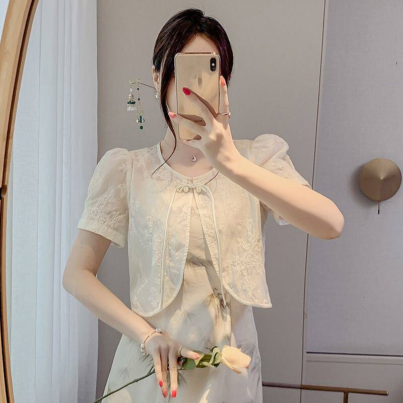 2026 New Summer Style Lace Sun Protection Cardigan for Women, Short Style Outerwear, Thin Shawl Jacket, High-End and Elegant Top 2026 New Summer Style Lace Sun Protection Cardigan for Women, Short Style Outerwear, Thin Shawl Jacket, High-End and Elegant Top