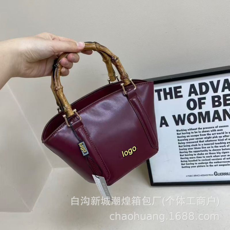 时尚女包2025新款流行水桶包批发handbags质感单肩包竹节手提方包|undefined