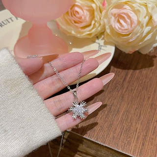 钛钢不掉色可旋转项链女小众设计感雪花吊坠锁骨链项链小众不掉色