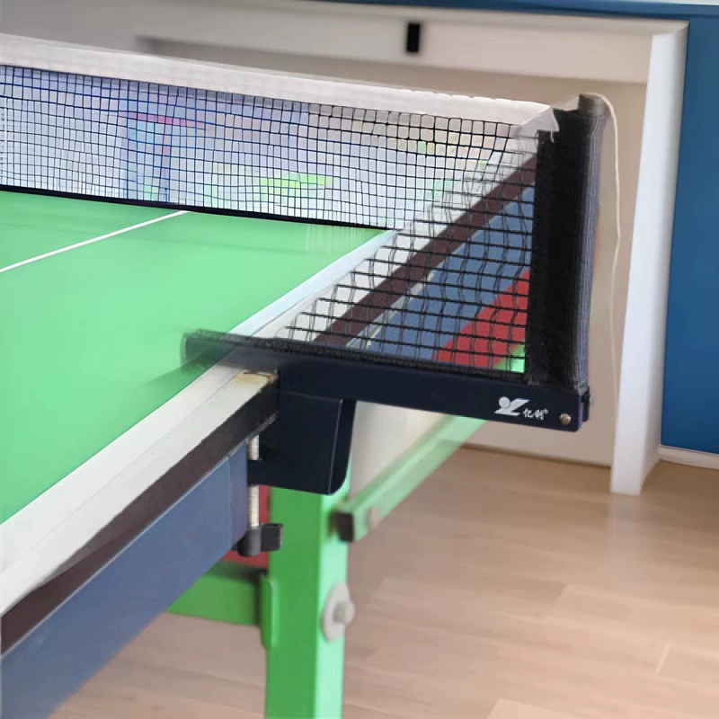Набор рам для сетки для настольного тенниса включает в себя сетчатый ремень, сетчатую колонну, универсальную утолщенную сетку для улицы и помещения, стандартное оборудование для тренировок на столе.