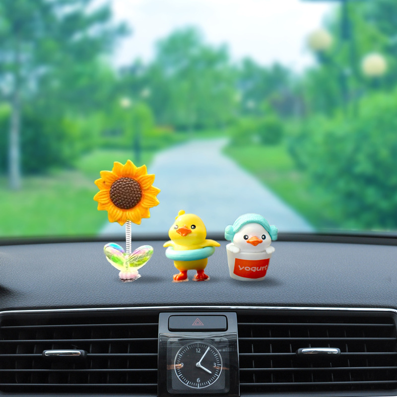 Decoración de coche creativo lindo patito amarillo niño dios coche coche rojo interior de coche accesorios de decoración de la consola central