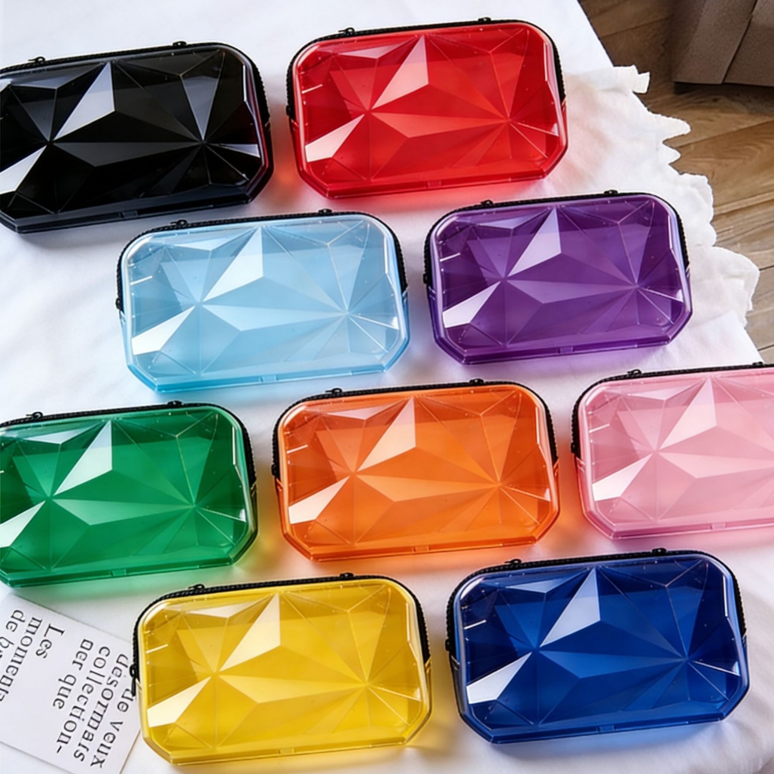 菱形钻石纹新款收纳包7寸硬壳PC洗漱包便携式手拿包高颜值化妆包